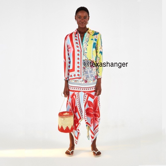 FARM Rio Tops - NWT FARM Rio Floral Scarf Patchwork Shirt XS